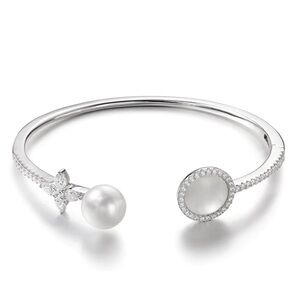 APM Monaco Elegant Silver and White Pearl Bracelet NWOT